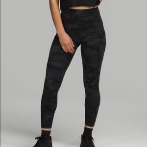 Lululemon fast & free leggings size 4